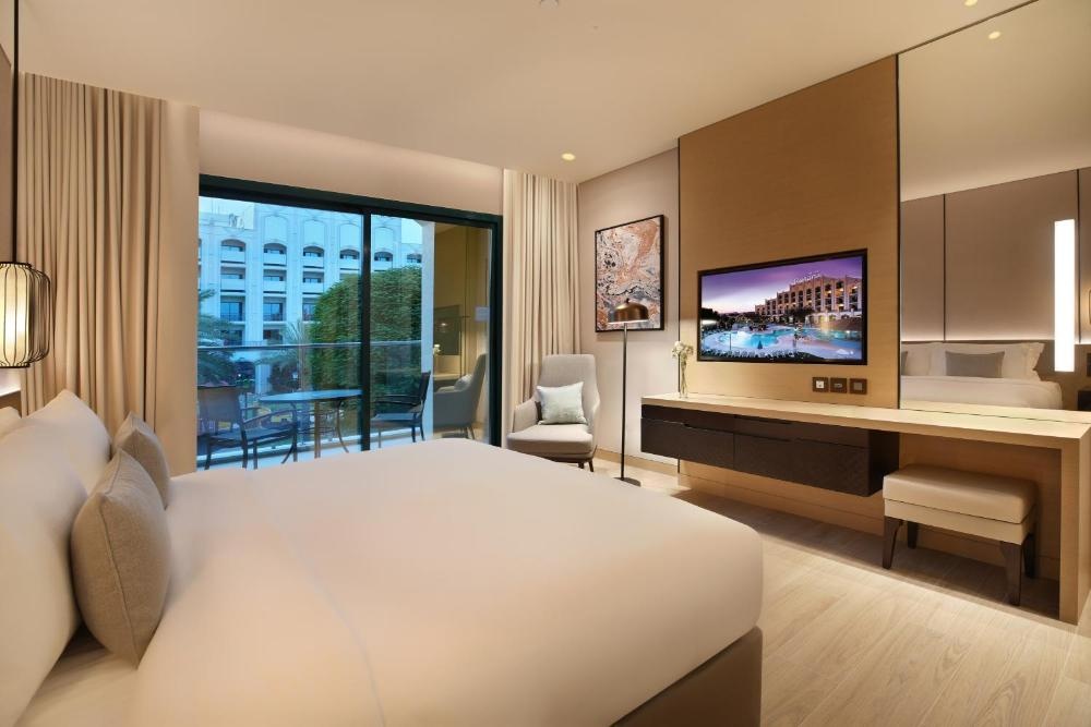 Al Ain Rotana Gambar 18