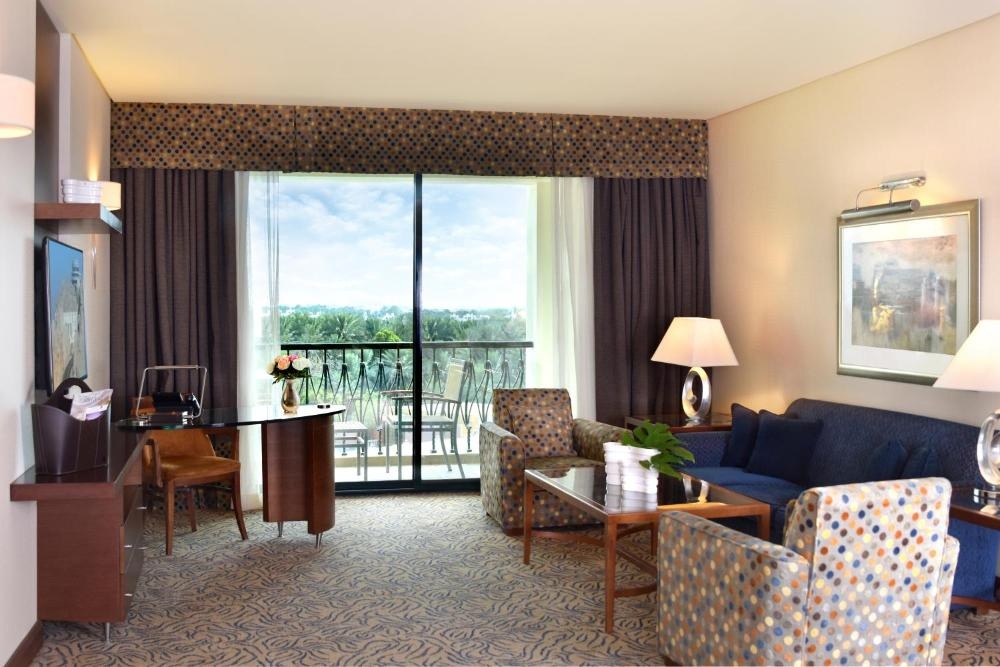 Al Ain Rotana Gambar 53