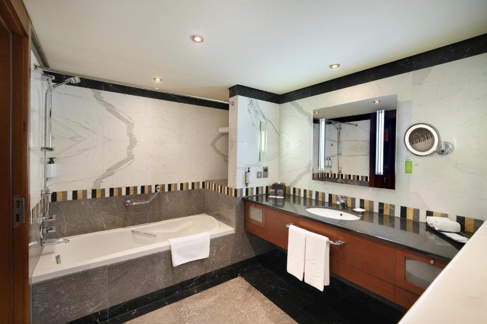 Al Ain Rotana Gambar 7